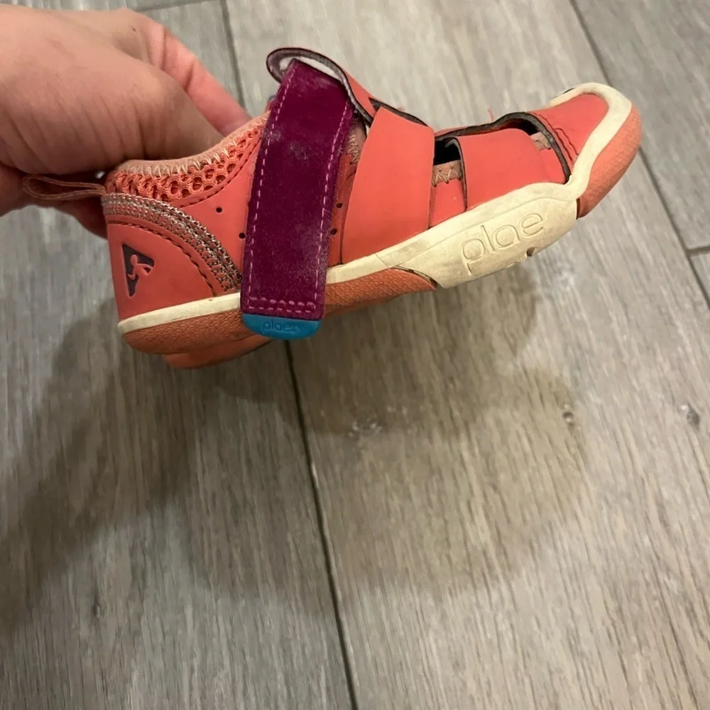 Plae Pink little Girl Shoes Size 7.5